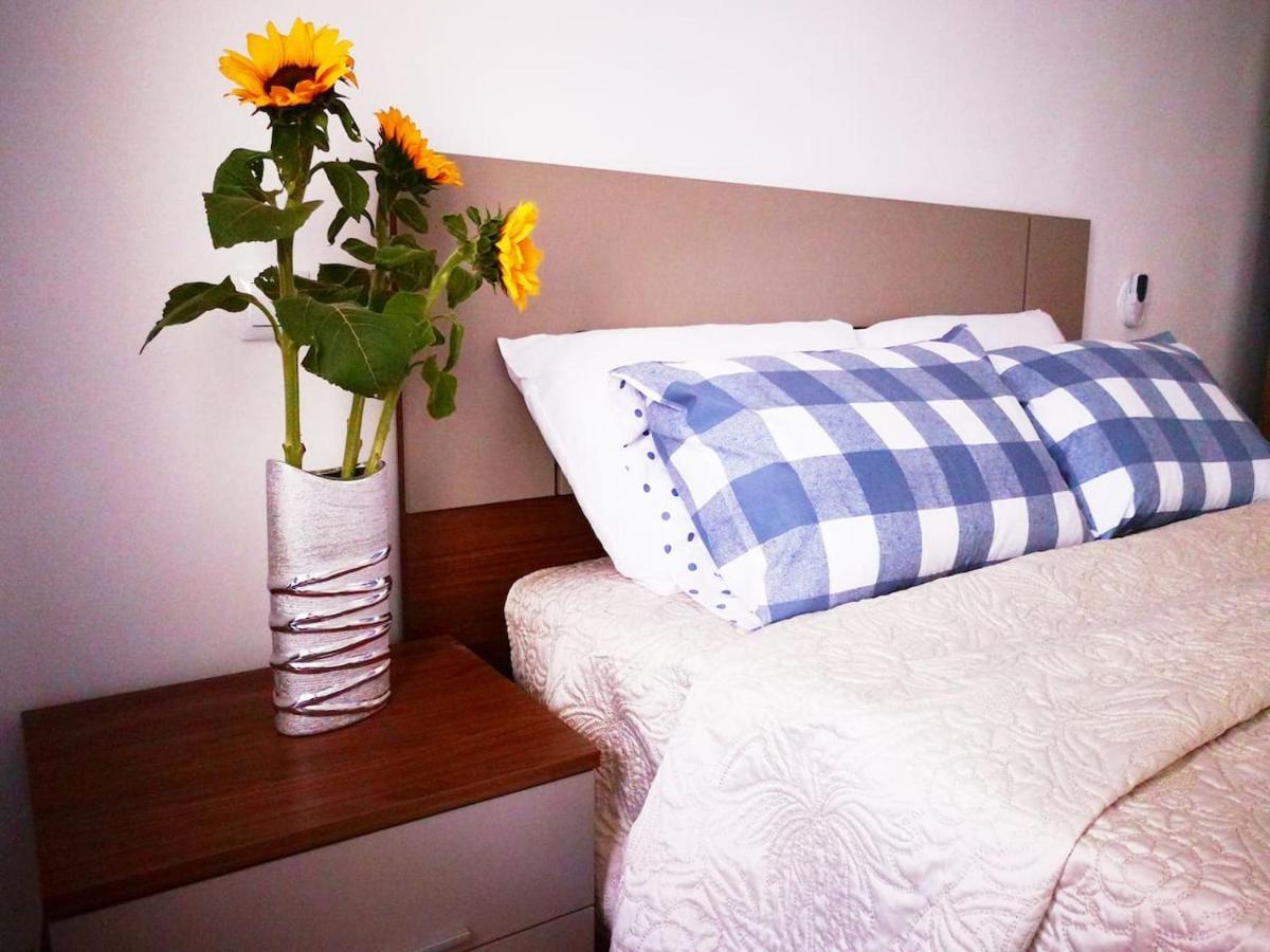 3 Bedroom 150 M From The Beach Torrevieja Bagian luar foto